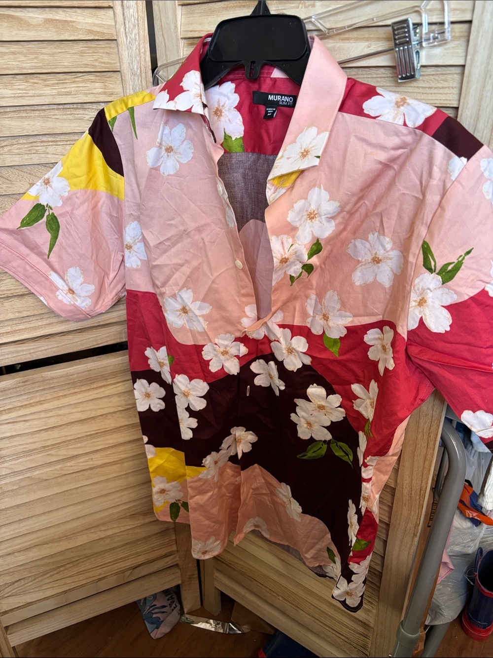 Murano Floral Short-Sleeve Button Front Shirt Medium